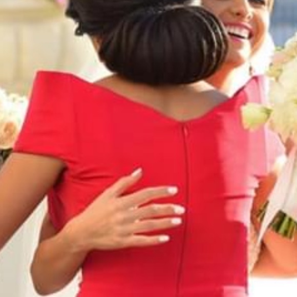 Beautiful fuchsia pink gown worn once! - Picture 5 of 6